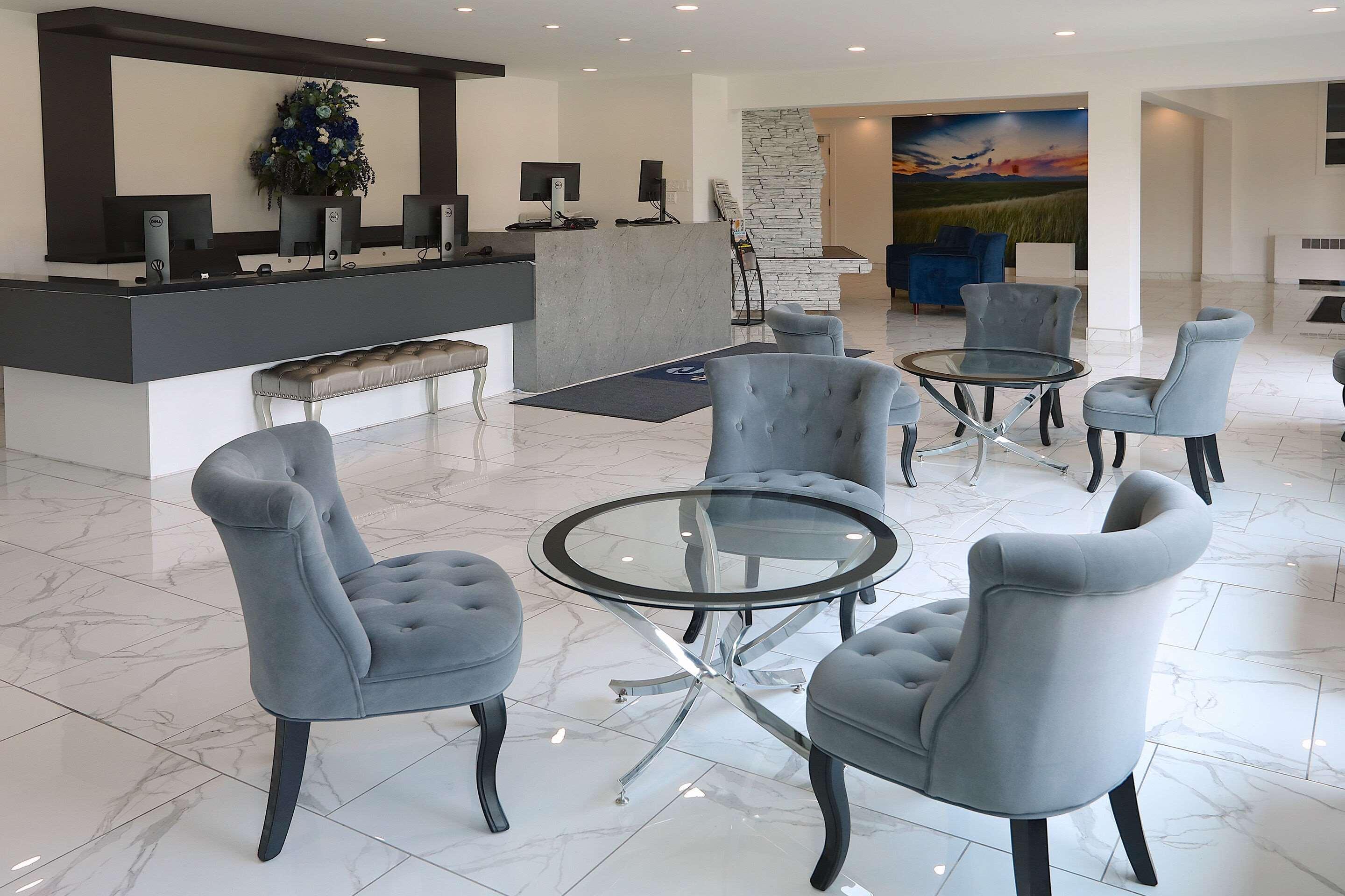 Готель Clarion Pointe Медисин-Гат Екстер'єр фото